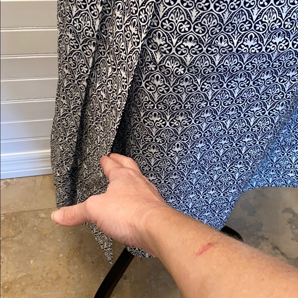 Tory Burch pleated navy and white  skirt 12 - Picture 2 of 14